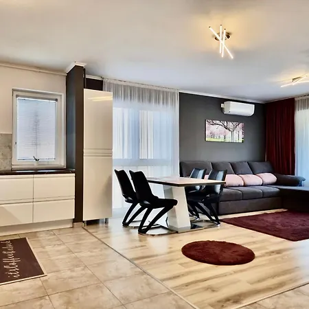 Appartement Near Forest