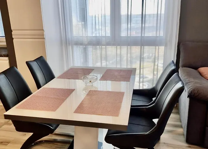 Apartman Near Forest