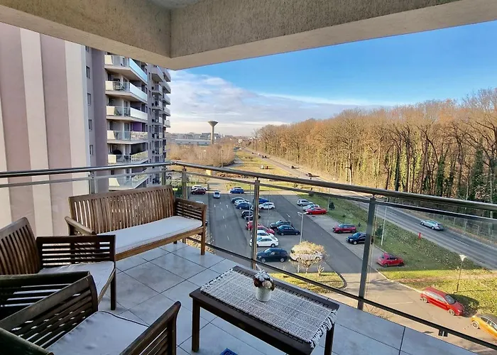 Near Forest Апартаменты *