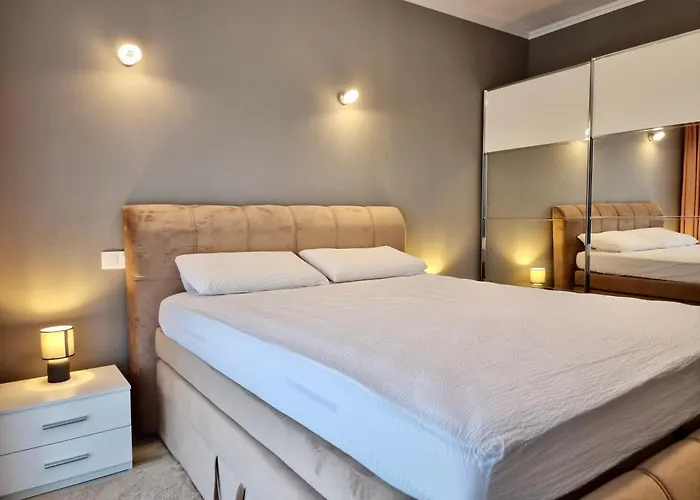 Near Forest Апартаменты